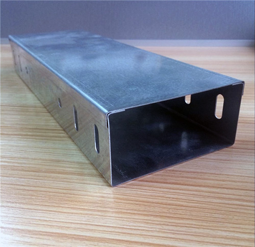 槽式電纜橋架是什么?(圖1) 槽式橋架是什么